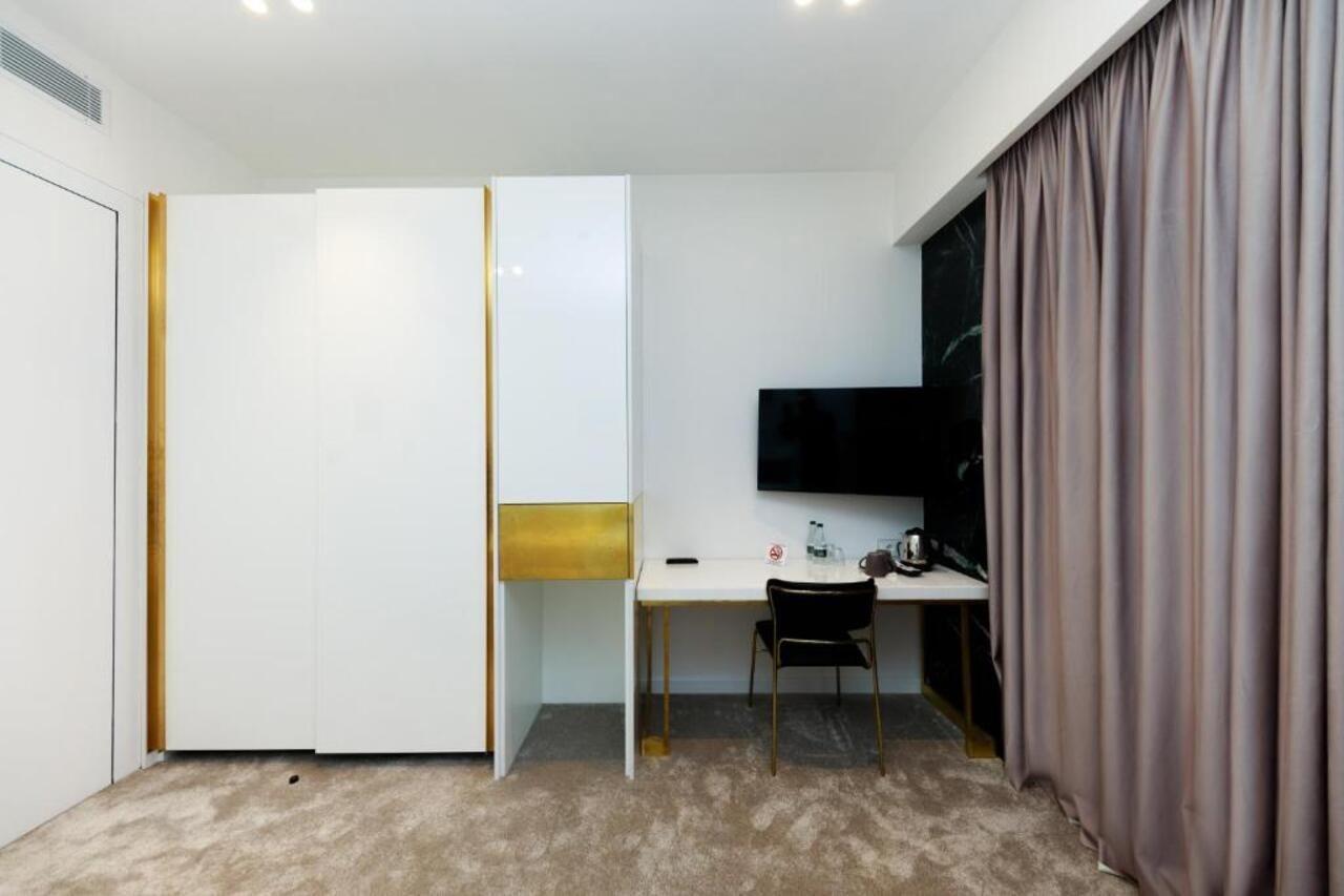 Habitat 4*